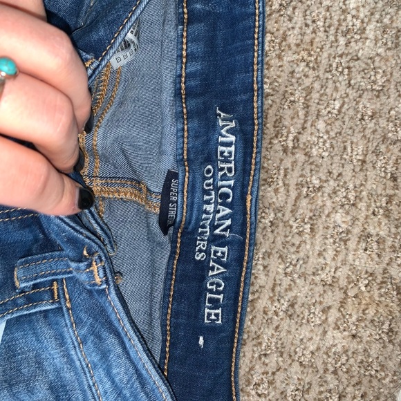 American Eagle Light Jeans - Picture 2 of 4